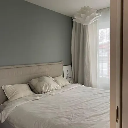 Cozy Aparment With Sauna Nearby Airport *